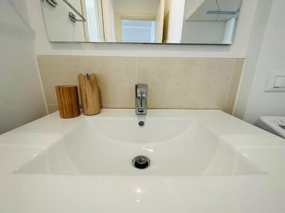 Contessa Reina Apartment Комо Екстериор снимка