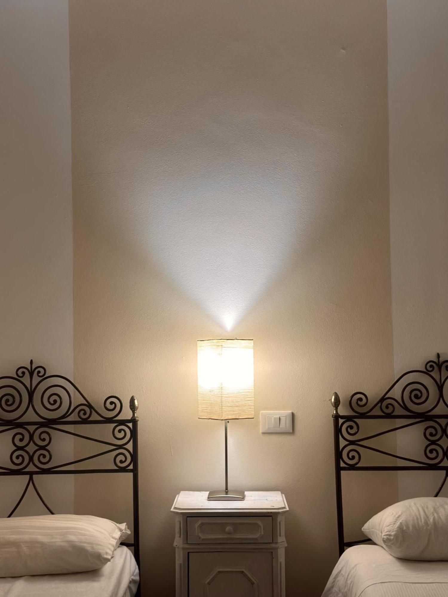 Contessa Reina Apartment Комо Екстериор снимка