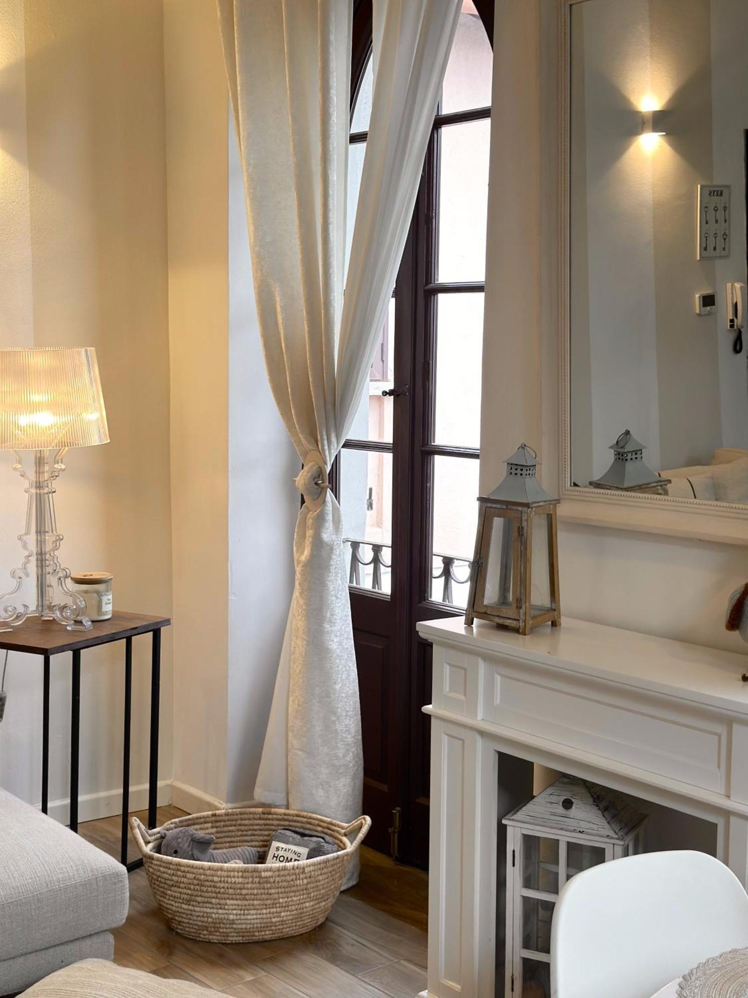 Contessa Reina Apartment Комо Екстериор снимка